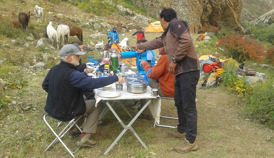 Breakfast during Camping Trek in Upper Dolpa
