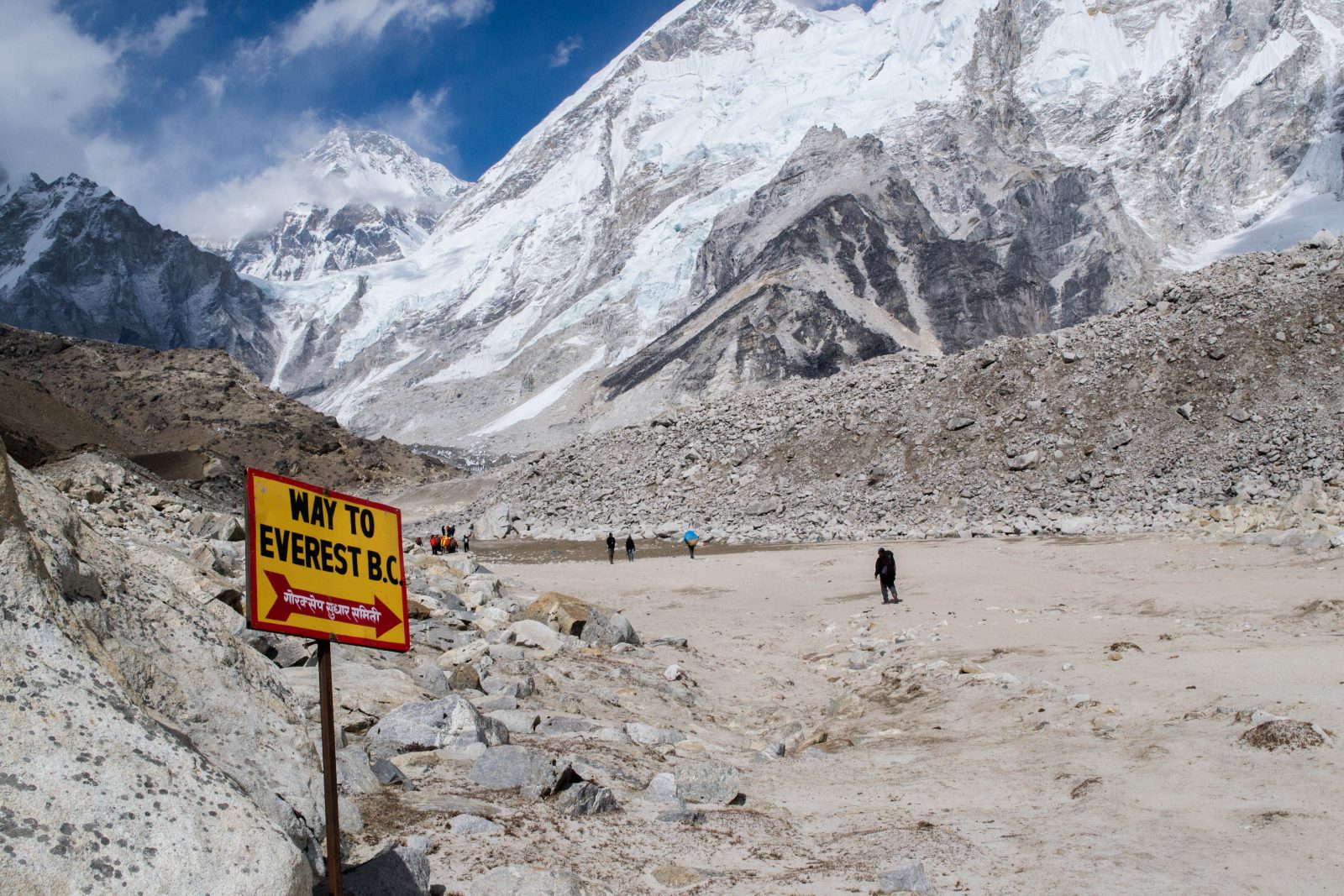 trekking routes in nepal